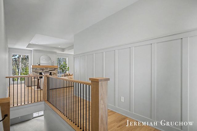 2160 Engleside Drive SE, Grand Rapids, MI 49546