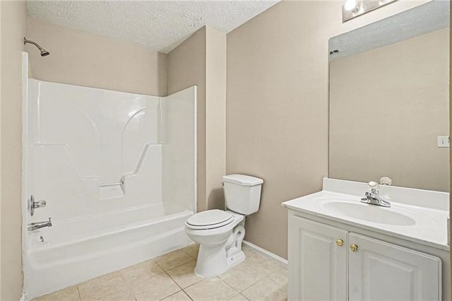 347 Springhaven Way, Lawrenceville, GA 30046