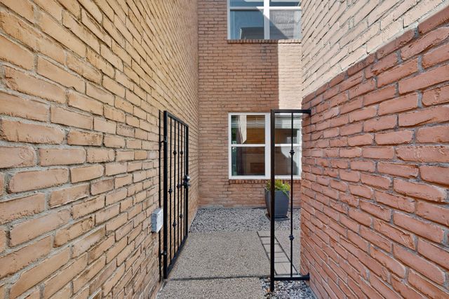 17335 Remington Park Place, Dallas, TX 75252
