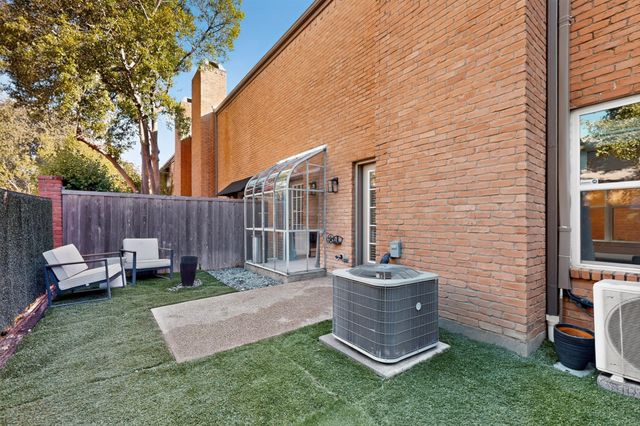 17335 Remington Park Place, Dallas, TX 75252