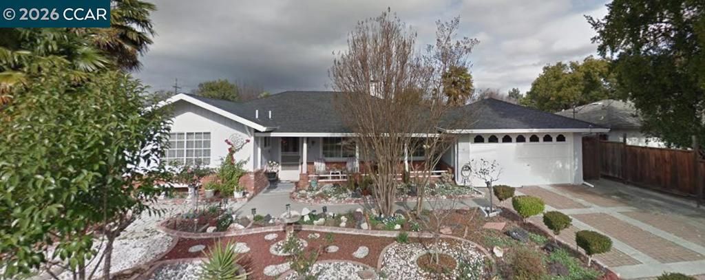 Image 1 of property listing at 118 Maxine Dr, Pleasant Hill, CA 94523