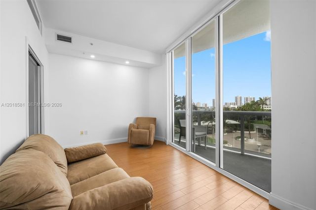18101 Collins Ave 606, Sunny Isles Beach, FL 33160