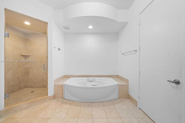 18101 Collins Ave 606, Sunny Isles Beach, FL 33160