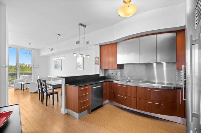 18101 Collins Ave 606, Sunny Isles Beach, FL 33160