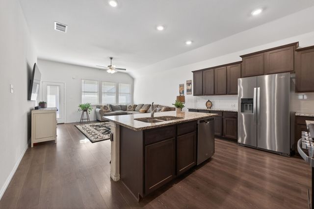 237 Jefferson Lane, Fate, TX 75189