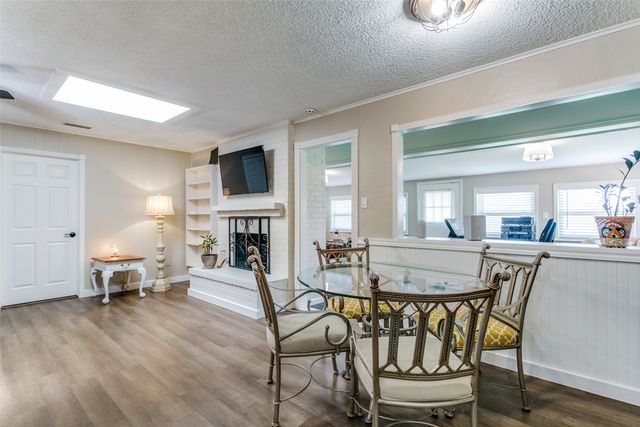 2133 Mountainview Drive, Hurst, TX 76054