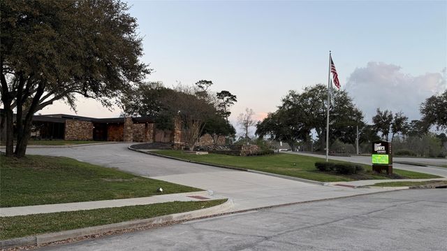 18821 Aquatic Drive, Houston, TX 77346