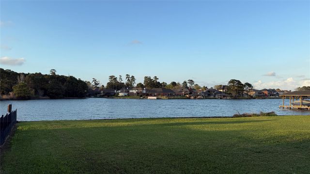 18821 Aquatic Drive, Houston, TX 77346