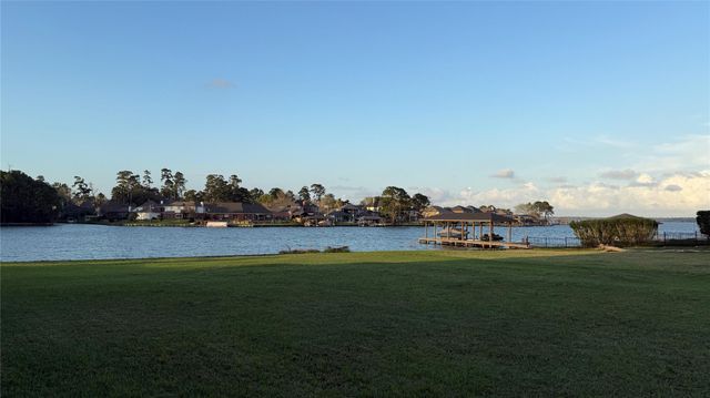 18821 Aquatic Drive, Houston, TX 77346