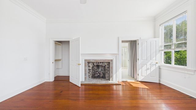 180 Broad Street E, Charleston, SC 29401