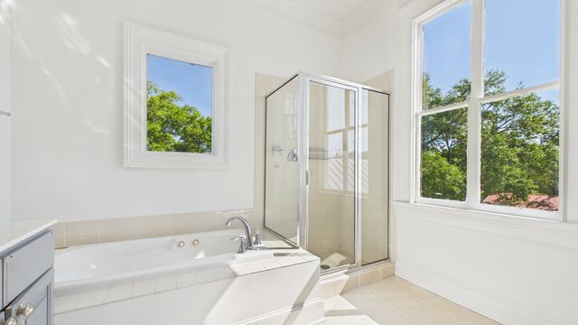 180 Broad Street E, Charleston, SC 29401