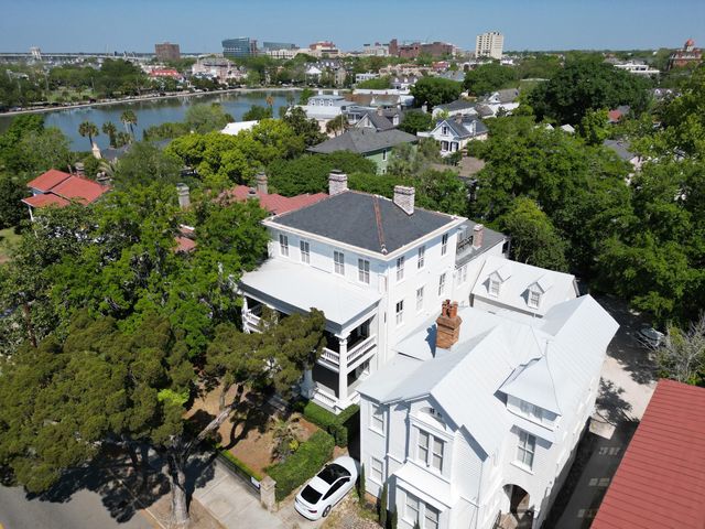 180 Broad Street E, Charleston, SC 29401
