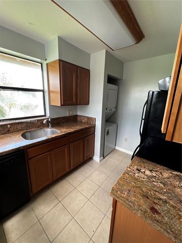 889 Hamilton Drive 889I, Homestead, FL 33034