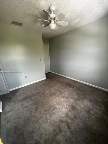889 Hamilton Drive 889I, Homestead, FL 33034