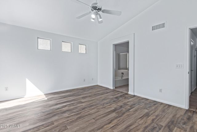 3041 E Wahalla Lane, Phoenix, AZ 85050