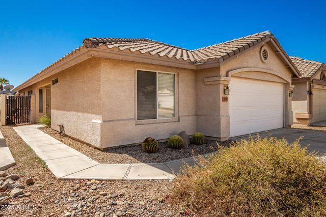 3041 E Wahalla Lane, Phoenix, AZ 85050