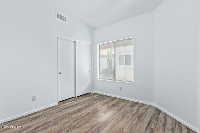 3041 E Wahalla Lane, Phoenix, AZ 85050