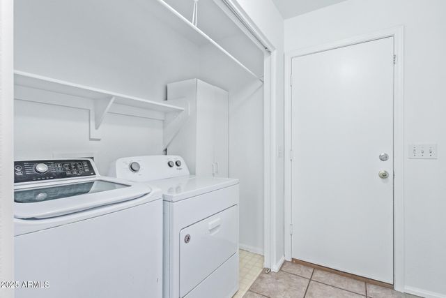 3041 E Wahalla Lane, Phoenix, AZ 85050