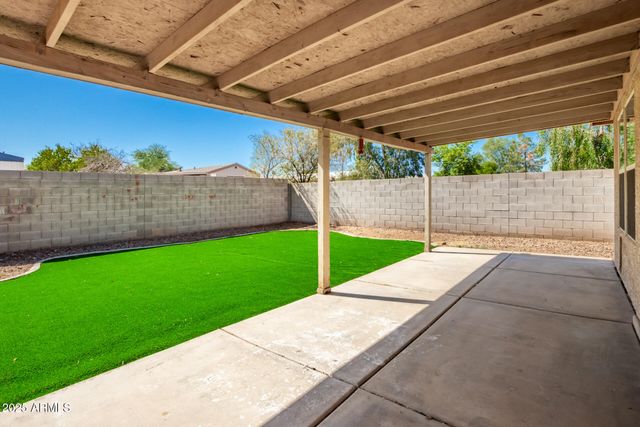 3041 E Wahalla Lane, Phoenix, AZ 85050