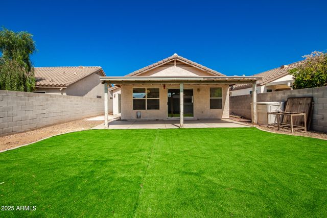 3041 E Wahalla Lane, Phoenix, AZ 85050