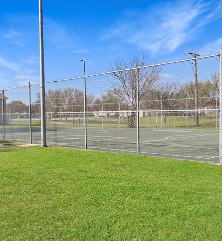 601 Bellaire Drive, Hurst, TX 76053