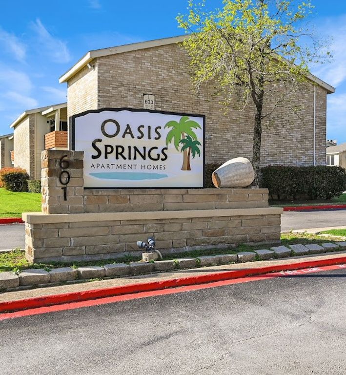 601 Bellaire Drive, Hurst, TX 76053