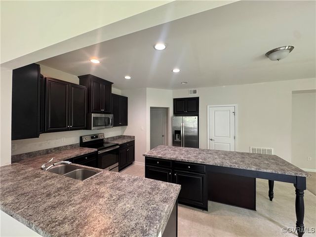 5101 Goldburn Dr, North Chesterfield, VA 23237