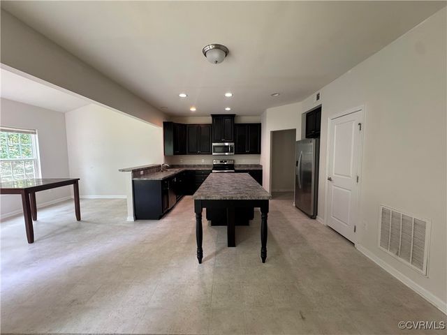 5101 Goldburn Dr, North Chesterfield, VA 23237