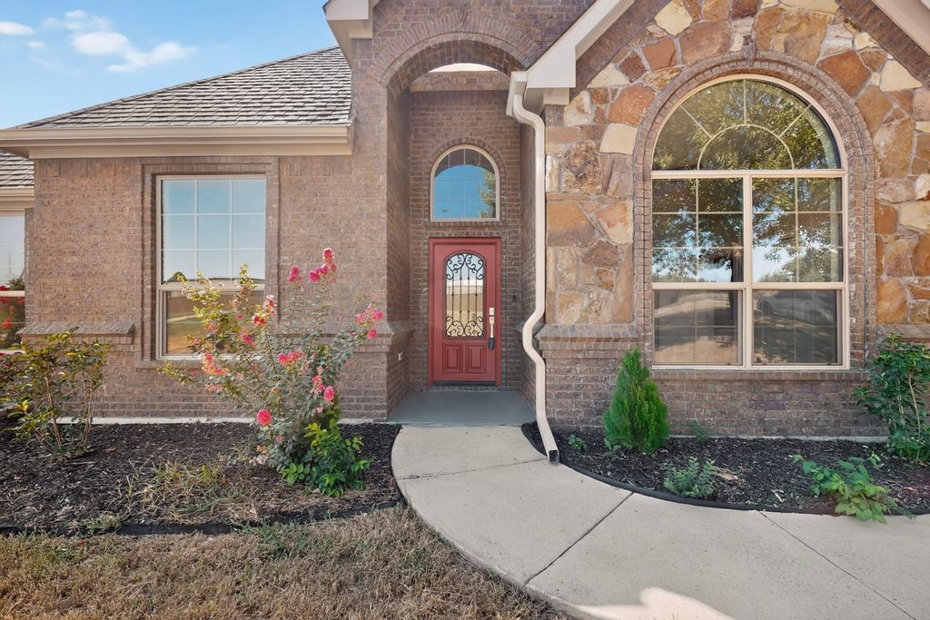 108 WINDING WAY, Azle, TX 76020 — photo 5