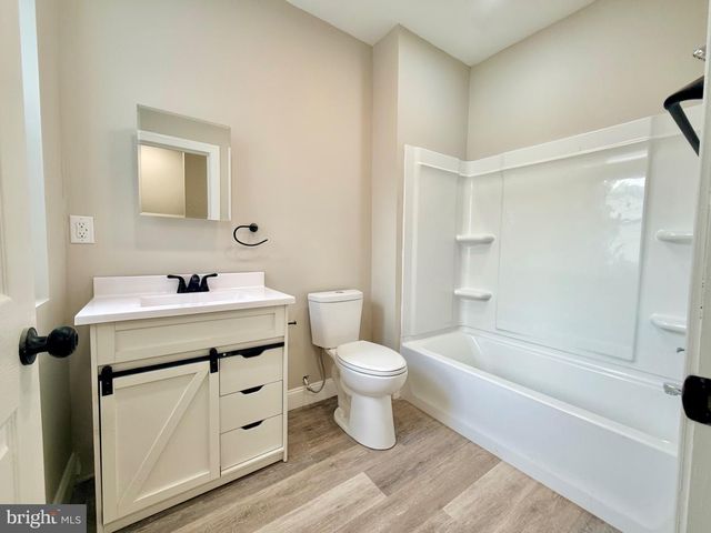 1649 COTTON ST, Reading, PA 19606