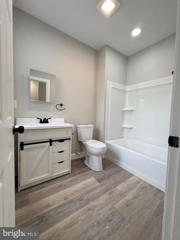 1649 COTTON ST, Reading, PA 19606
