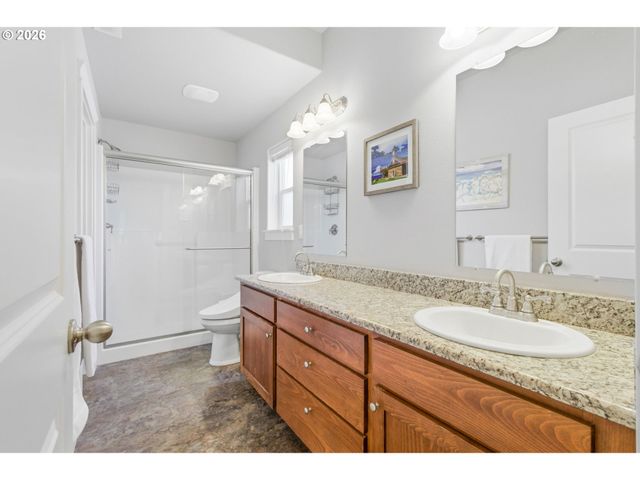 2418 EQUESTRIAN Loop S, Salem, OR 97302