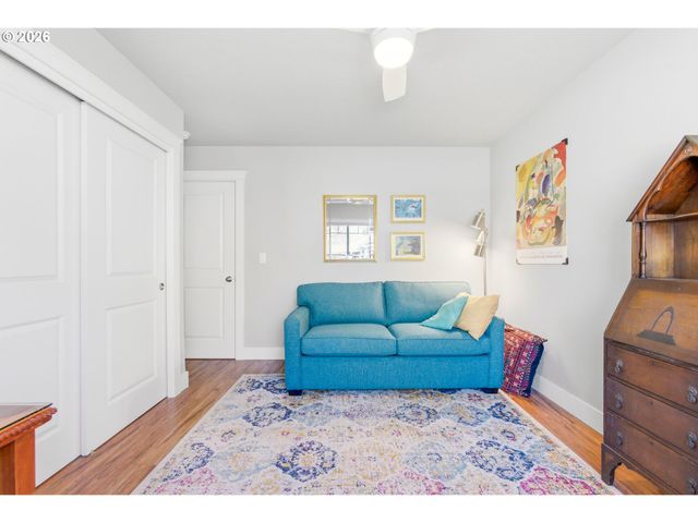 2418 EQUESTRIAN Loop S, Salem, OR 97302