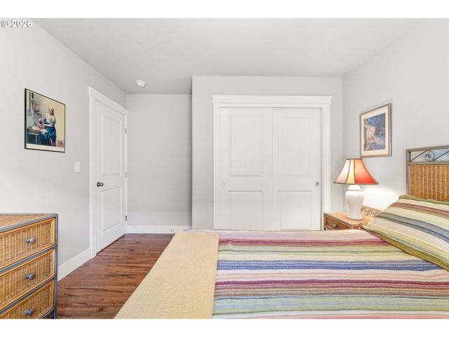 2418 EQUESTRIAN Loop S, Salem, OR 97302