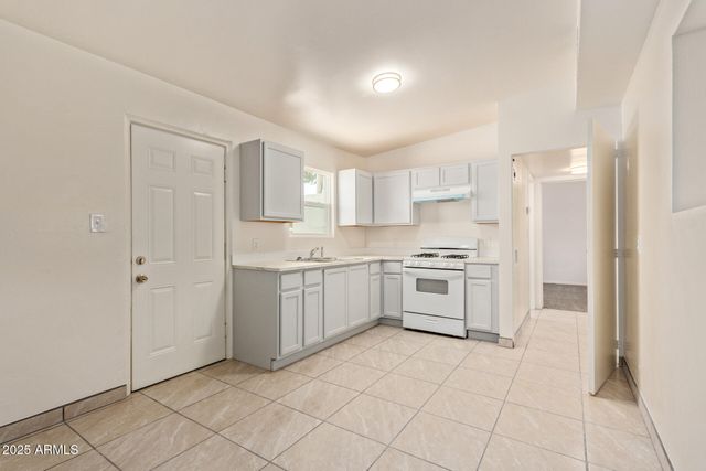 6401 S 4TH Avenue, Phoenix, AZ 85041