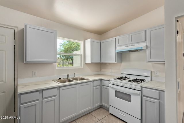 6401 S 4TH Avenue, Phoenix, AZ 85041