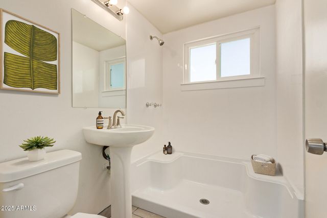 6401 S 4TH Avenue, Phoenix, AZ 85041