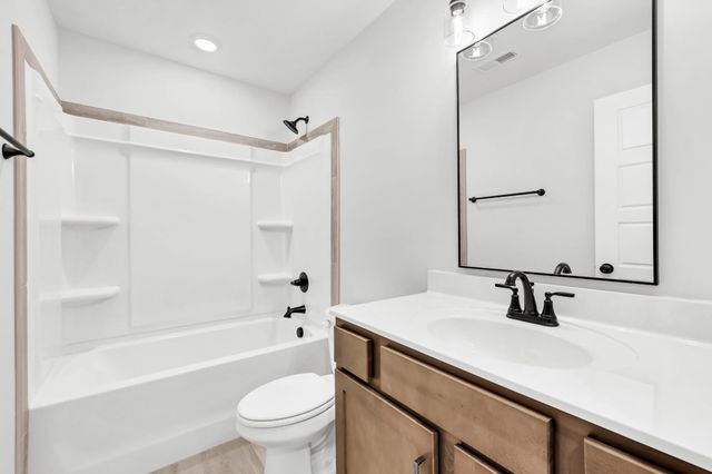 1125 Black Rock Rd, Clarksville, TN 37040