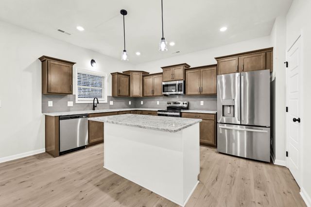 1125 Black Rock Rd, Clarksville, TN 37040