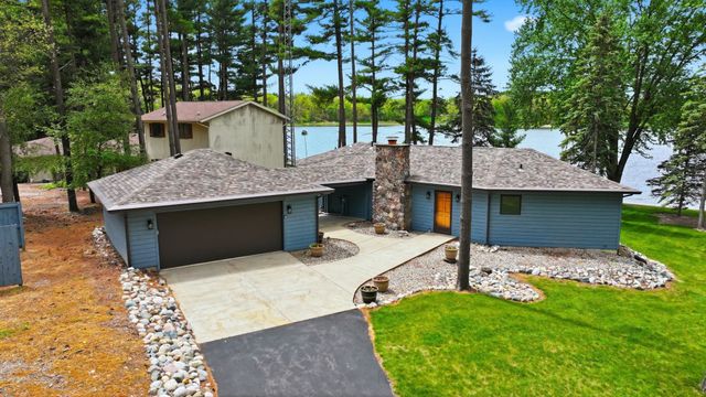 215 Lane 100 Pine Canyon Lk, Angola, IN 46703