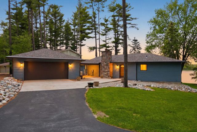 215 Lane 100 Pine Canyon Lk, Angola, IN 46703