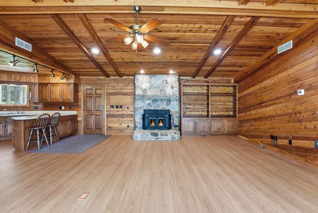 215 Lane 100 Pine Canyon Lk, Angola, IN 46703
