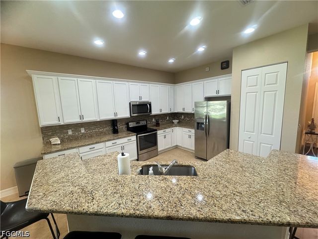10253 Gulfstone CT, Fort Myers, FL 33913