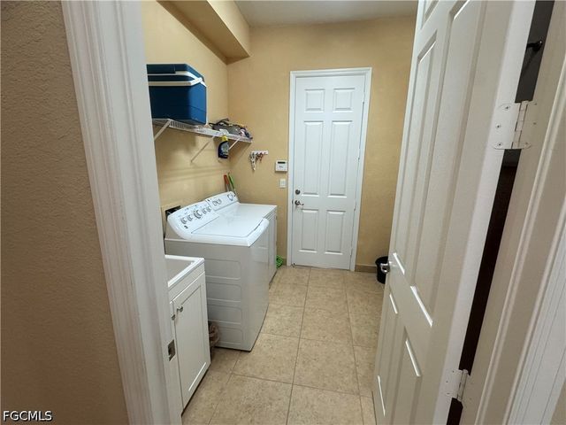 10253 Gulfstone CT, Fort Myers, FL 33913