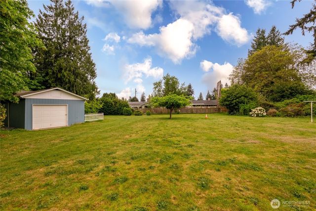5330 77th Place NE, Marysville, WA 98270