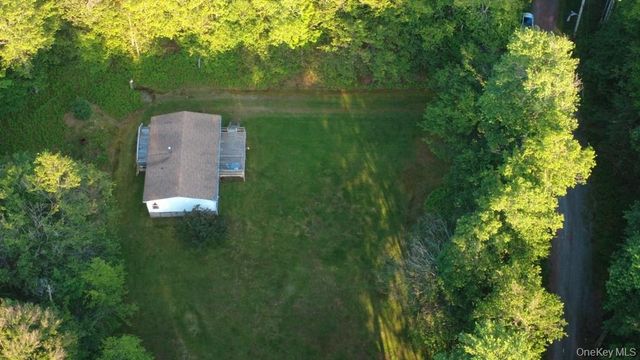 52 Log Road, Parksville, NY 12768