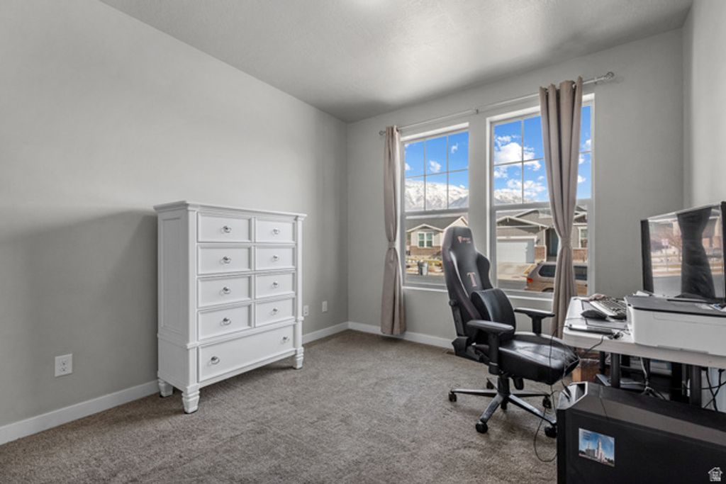 Image 16 of property listing at 347 N MAPLE SHADE LN, Lindon, UT 84042