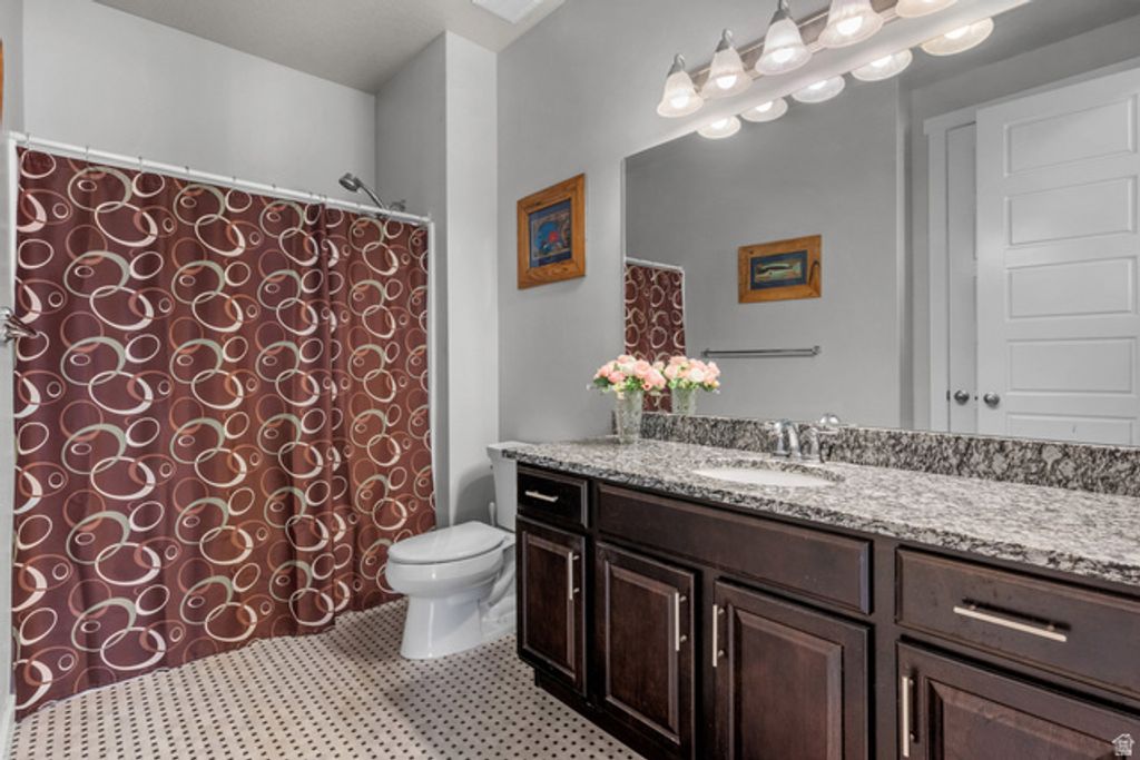 Image 17 of property listing at 347 N MAPLE SHADE LN, Lindon, UT 84042