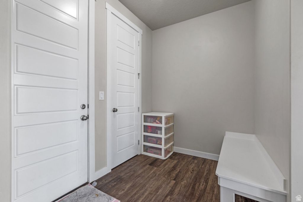 Image 18 of property listing at 347 N MAPLE SHADE LN, Lindon, UT 84042