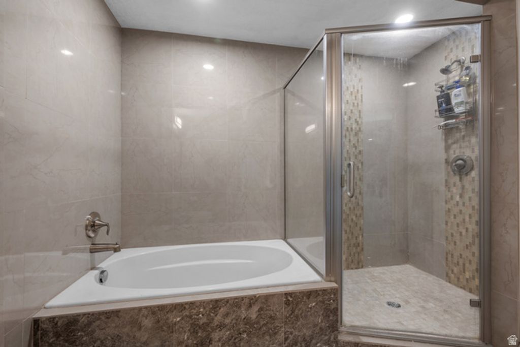 Image 23 of property listing at 347 N MAPLE SHADE LN, Lindon, UT 84042